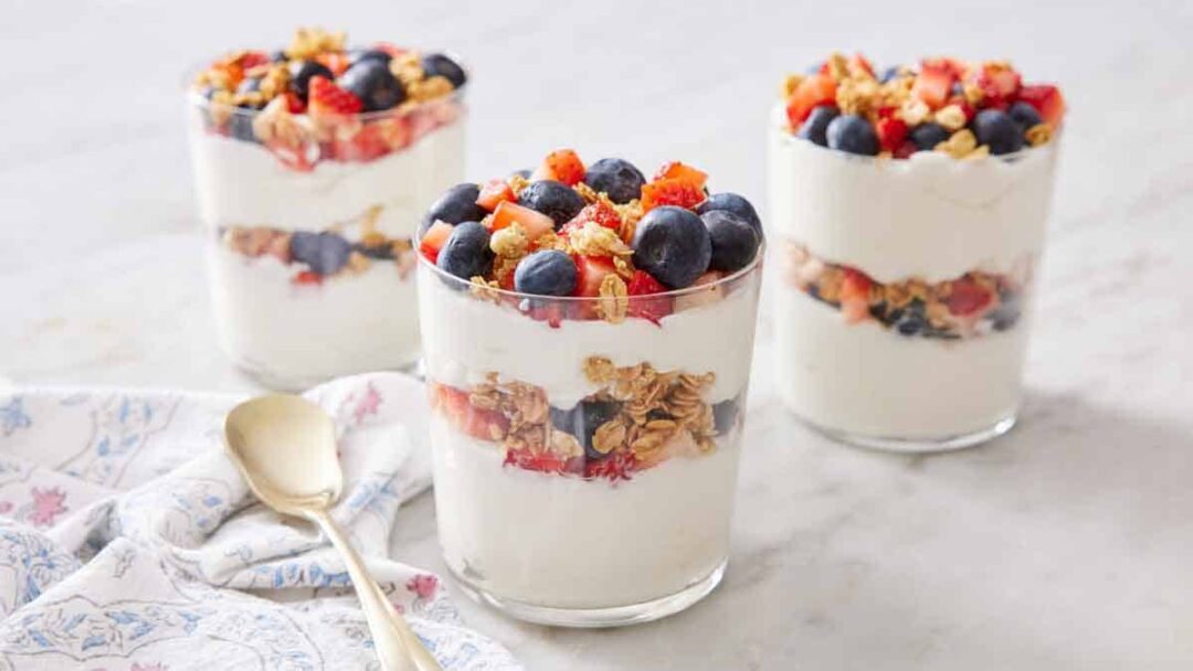 Anti Gagal Diet! Ini 6 Resep Cemilan Sehat dari Yogurt Plain