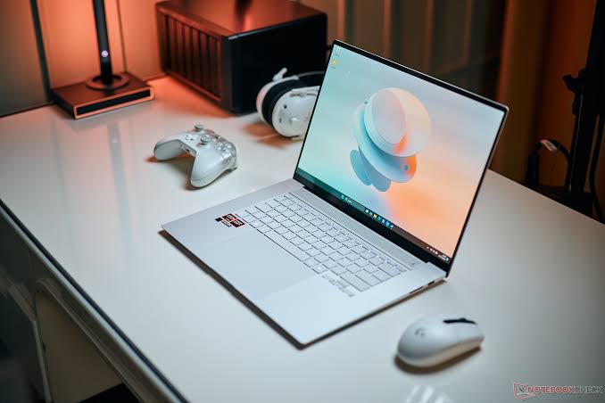 Perbandingan Spesifikasi Laptop ASUS 2026 Dari Entry Level hingga Flagship