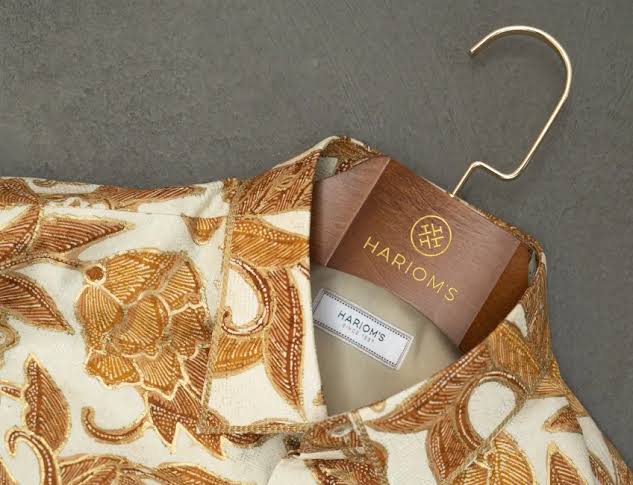 Harioms Tailor untuk Kebutuhan Bespoke Batik di Jakarta